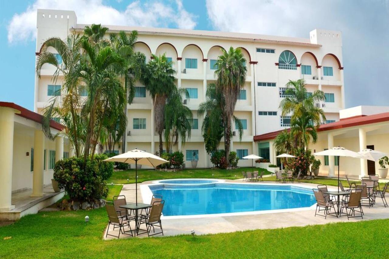 Hotel Gran Plaza 4*