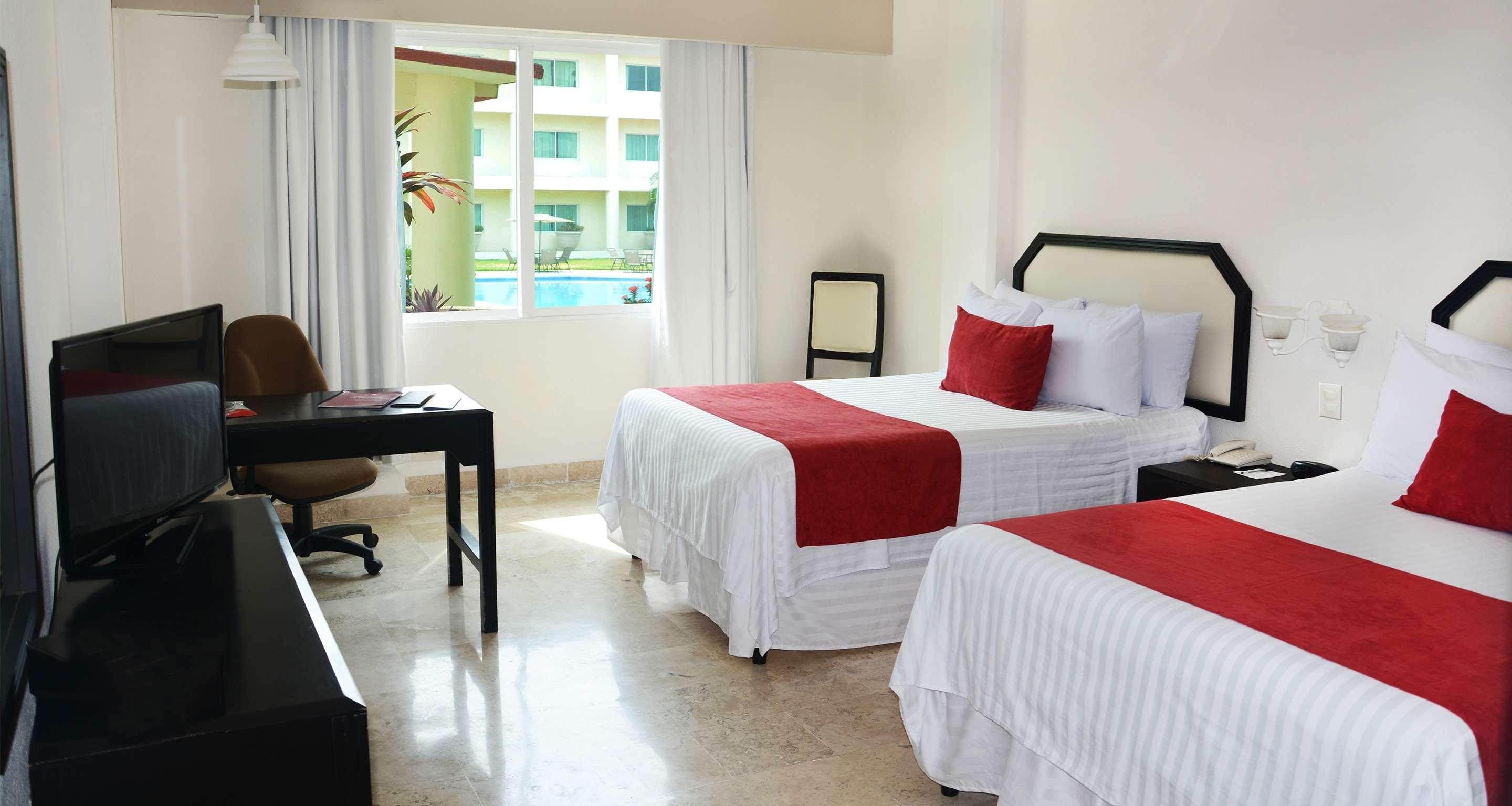 Gran Plaza Hotel 4*